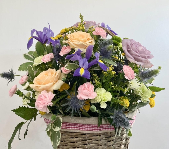 Secret garden basket