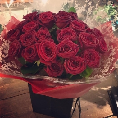 30 Red Roses